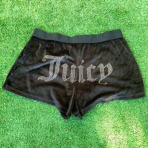 Vintage Juicy Couture Velour Shorts Y2K 2000's Size M Style 1751-47 RN 90410